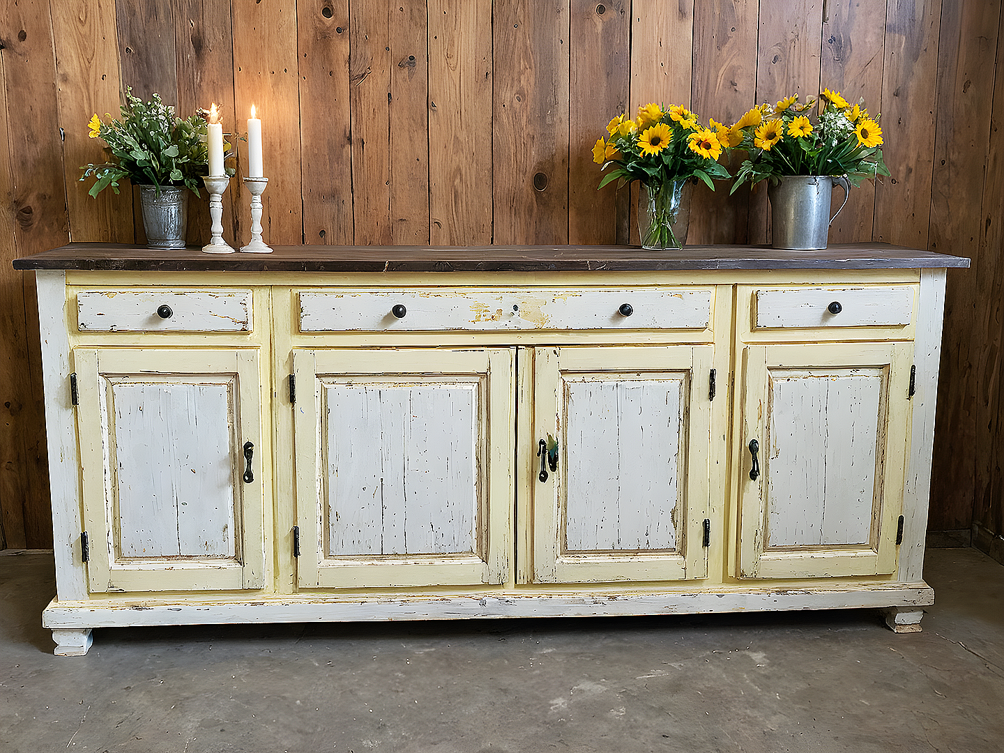 Distressed White Farm Μπουφες